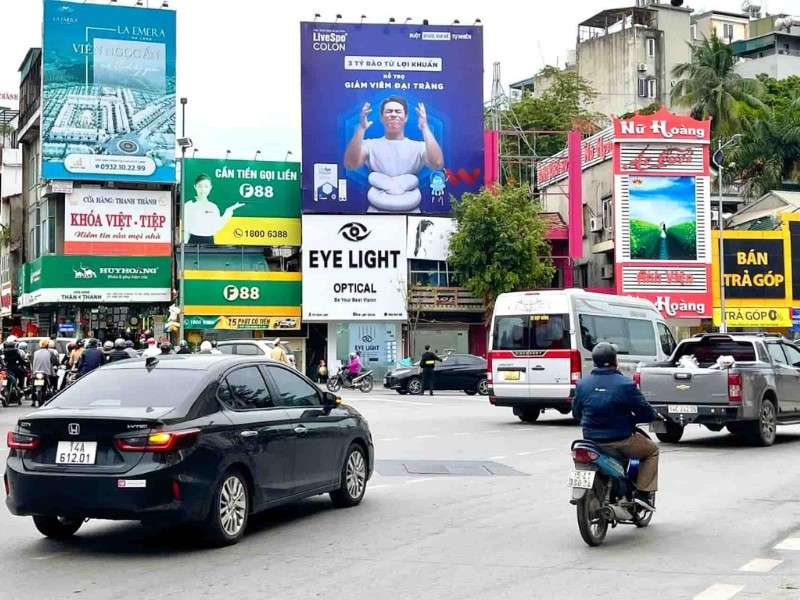Pano quảng cáo ngoài trời
