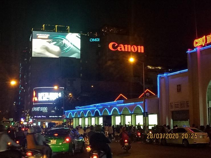 Chuyên gia Quảng Cáo Ngoài Trời - Billboard Vòng Xoay Chợ Bến Thành, Quận 1, HCM