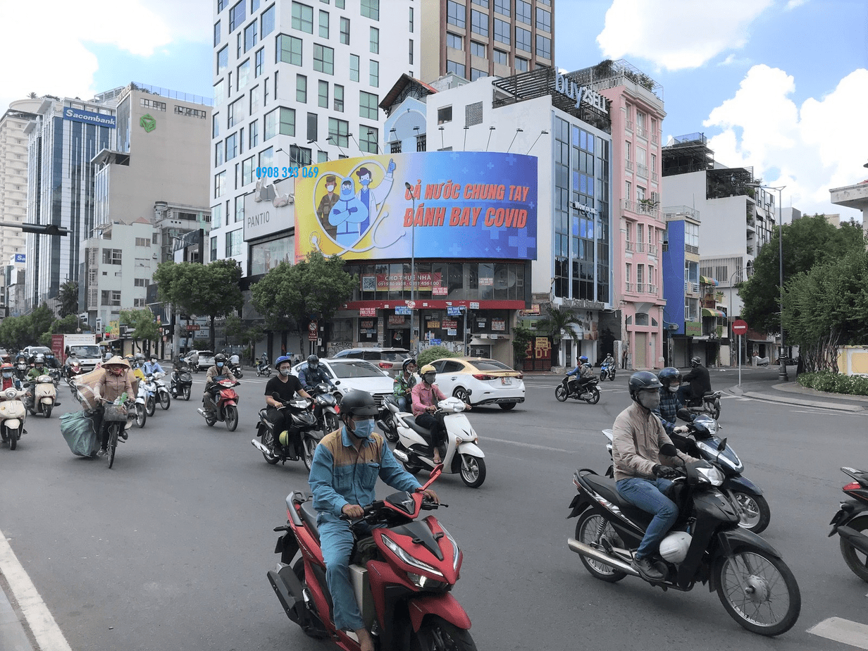 Gói gọn Billboard Hướng Ra Sân Bay Tân Sơn Nhất - 256 Nam Kỳ Khởi Nghĩa, Quận 3
