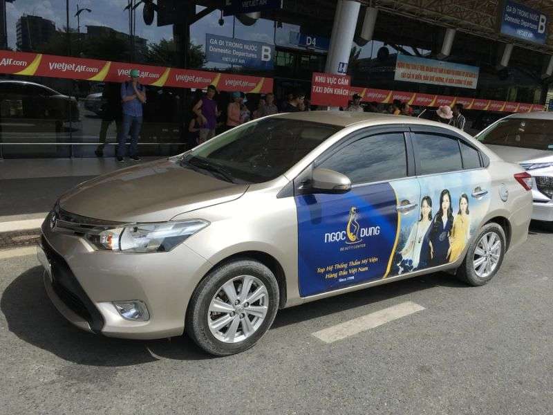 Hiệu quả quảng cáo trên ô tô, taxi khác biệt ra sao? - Chiến Lược Quảng Cáo Ngoài Trời “Đỉnh Của Chóp” Từ TMV Ngọc Dung Hiệu quả quảng cáo trên ô tô, taxi khác biệt ra sao?