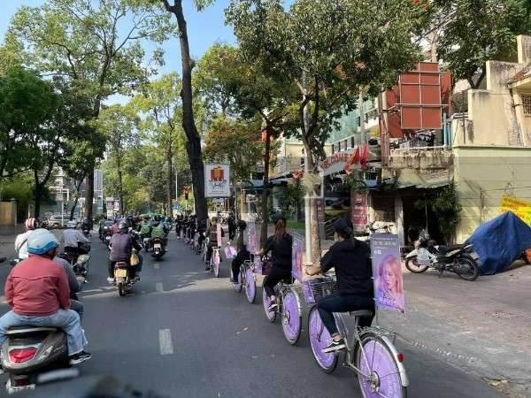 Quảng cáo Roadshow là gì