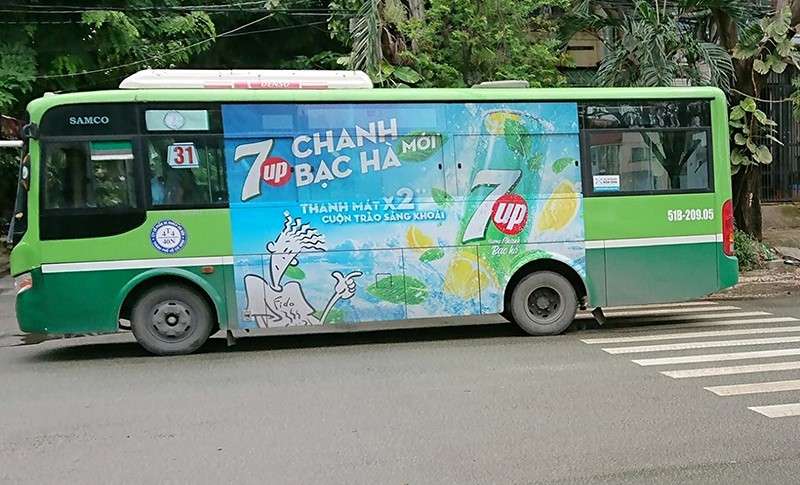 Quảng cáo trên phương tiện giao thông là gì