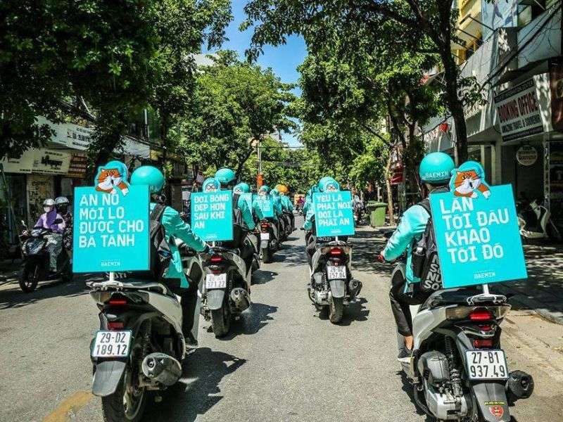 Lưu ý khi quảng cáo trên xe máy - Quảng Cáo Trên Xe Máy: Đặc Điểm, Hình Thức, Ứng Dụng & Lưu Ý Lưu ý khi quảng cáo trên xe máy