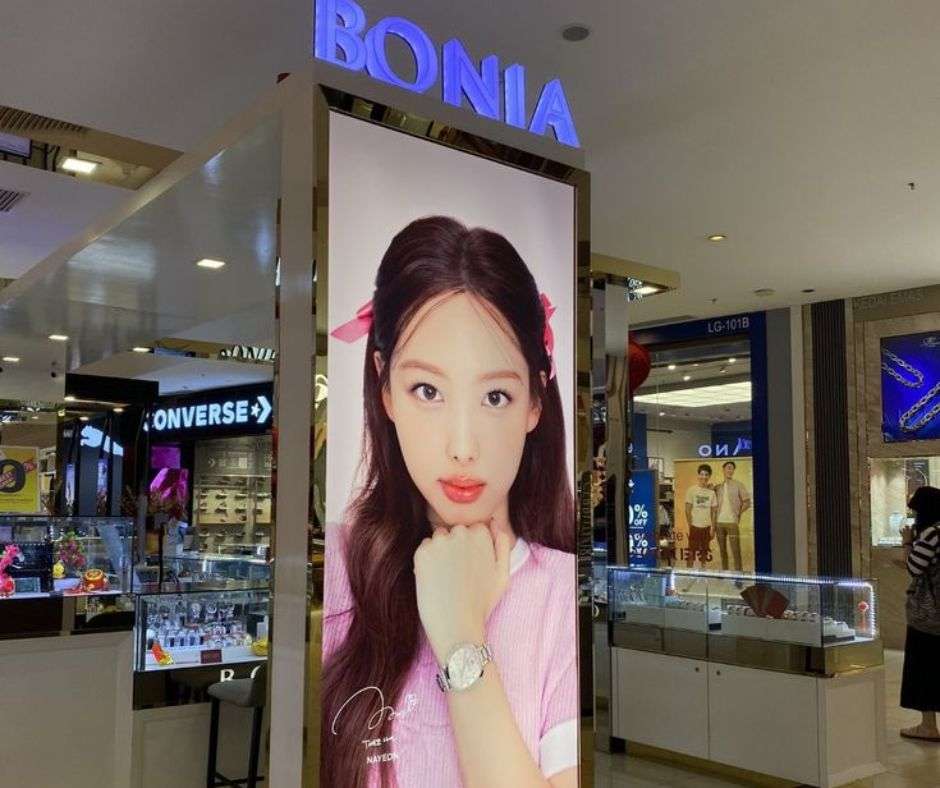 Hình ảnh Nayeon - 5 Chiến Dịch Quảng Cáo Cho Thần Tượng Idol HOT Tại Việt Nam Hình ảnh Nayeon