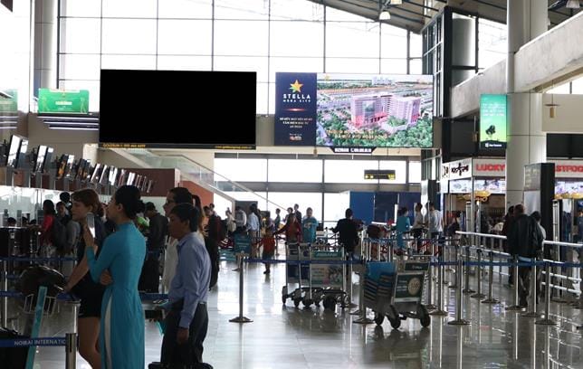 Ít ai biết Quảng Cáo Màn Hình LED Indoor - Nội Bài Airport