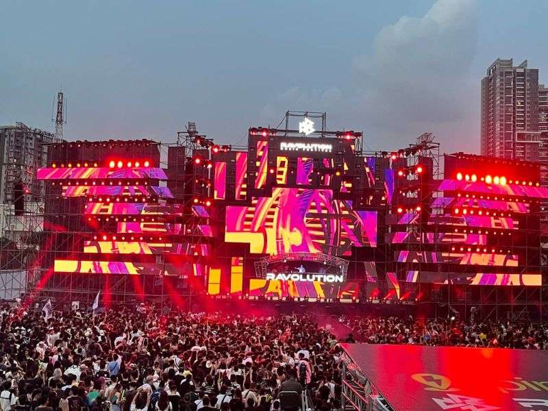 Lễ hội âm nhạc Ravolution TP.HCM.