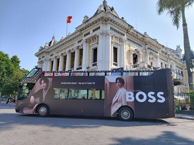 Quảng cáo xe bus 2 tầng của Boss