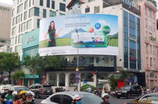 - Billboard Hướng Ra Sân Bay - 256 Nam Kỳ Khởi Nghĩa, Quận 3, HCM