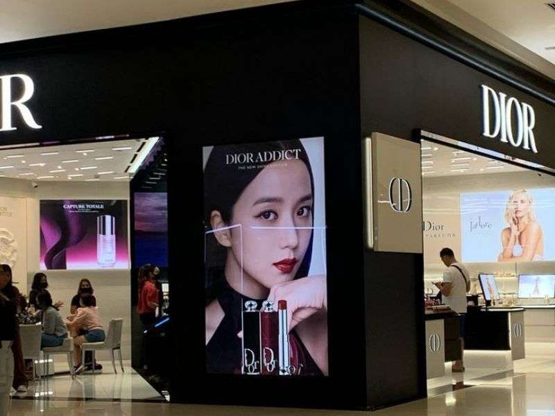 Lưu ý khi quảng cáo idol trên màn hình LED & LCD trong TTTM - Quảng Cáo Idol Trên Màn Hình LED & LCD Tại Trung Tâm Thương Mại Lưu ý khi quảng cáo idol trên màn hình LED & LCD trong TTTM