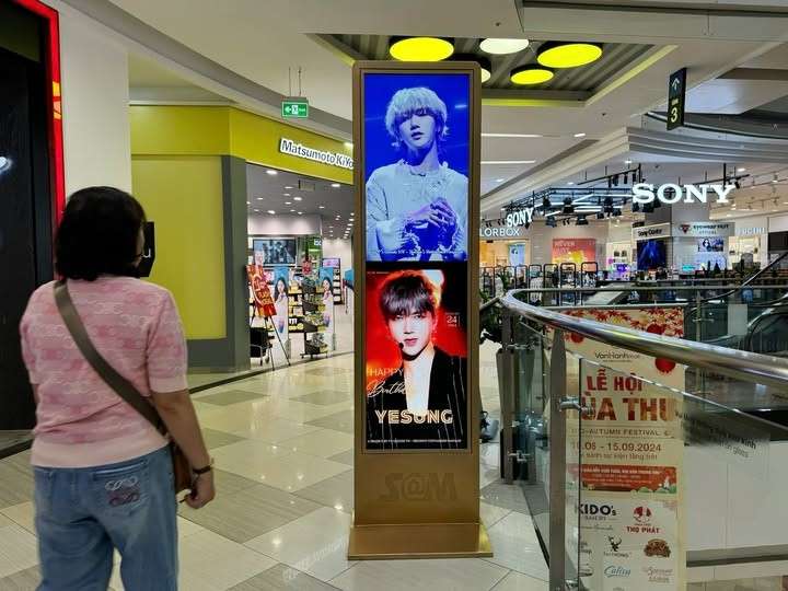 Màn hình quảng cáo Yesung đẹp