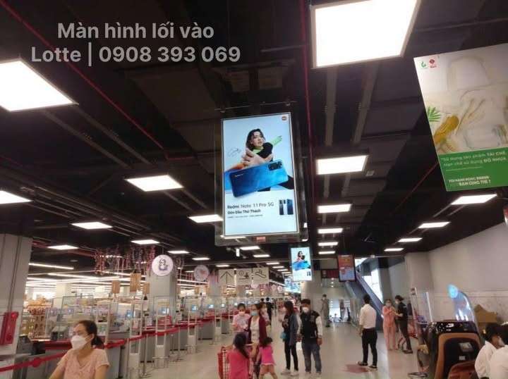 Màn hình S@M treo trần đẹp