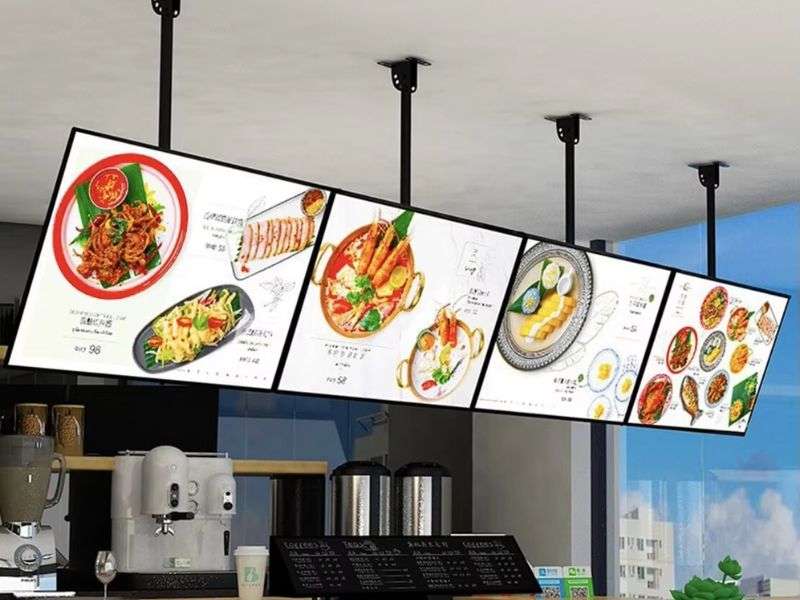 Quảng cáo hộp đèn trong Canteen khu công nghiệp