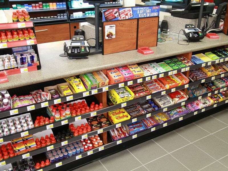 Quảng cáo tại quầy hàng siêu thị - Dịch Vụ Quảng Cáo Tại Cửa Hàng Tiện Lợi Circle K Quảng cáo tại quầy hàng siêu thị