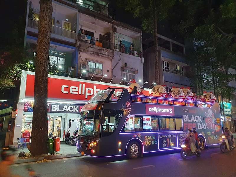 Quảng cáo ấn tượng trên bus 2 tầng