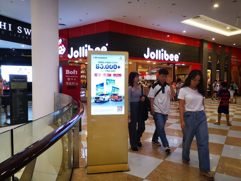 - Quảng cáo S@M (LCD/Standee) Vincom Plaza Ngô Quyền, Đà Nẵng
