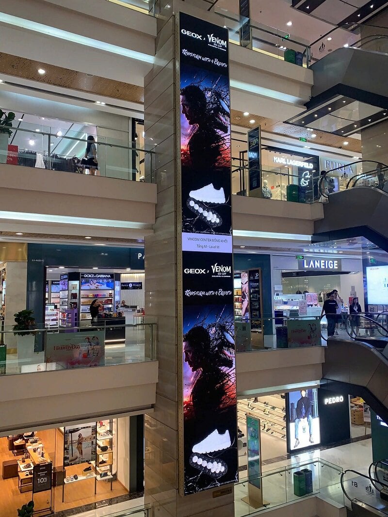 - Led Indoor Vincom Đồng Khởi