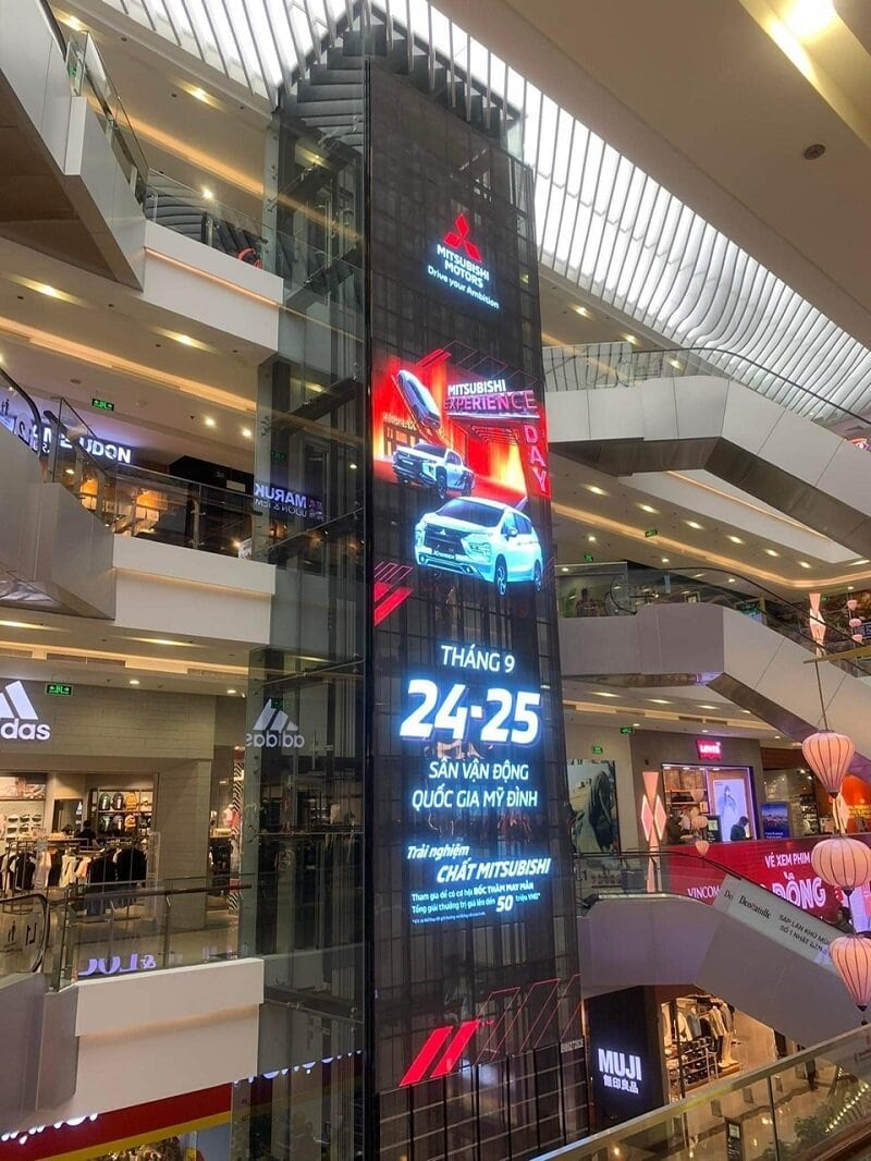 - Led Indoor Vincom Liễu Giai Hà Nội