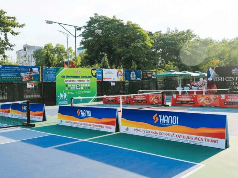 Banner và biển hiệu cố định 