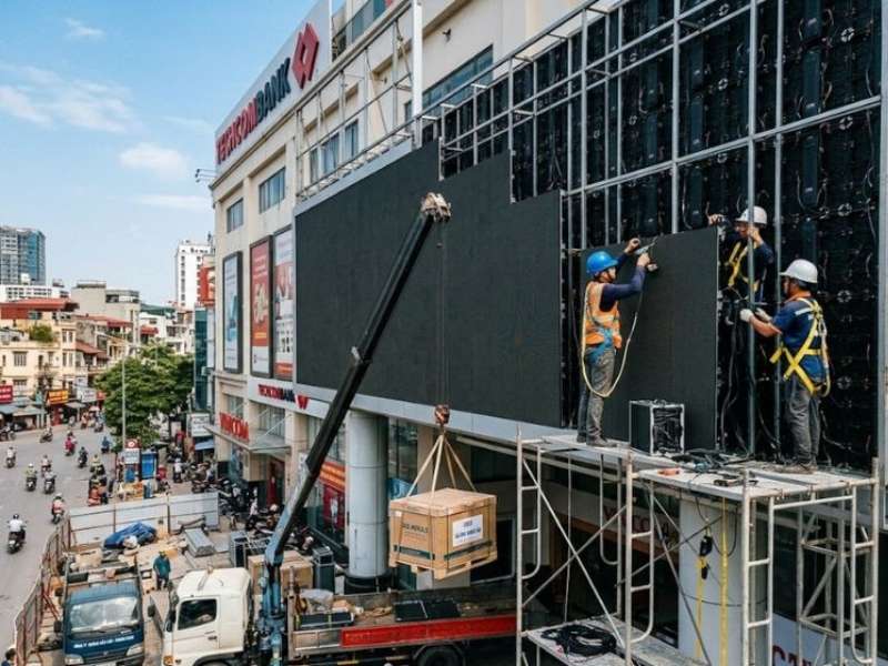 Lưu ý gì khi lựa chọn dịch vụ quảng cáo led ngoài trời?