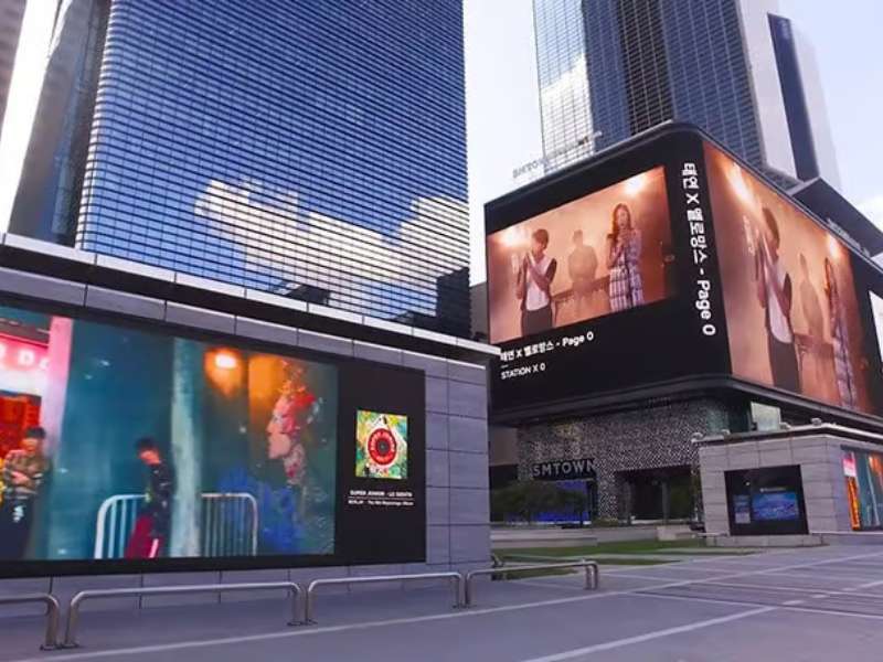 Màn hình LED quảng cáo ngoài trời - Quảng Cáo Tấm Lớn: Đặc Điểm, Hình Thức & Lưu Ý Triển Khai Màn hình LED quảng cáo ngoài trời