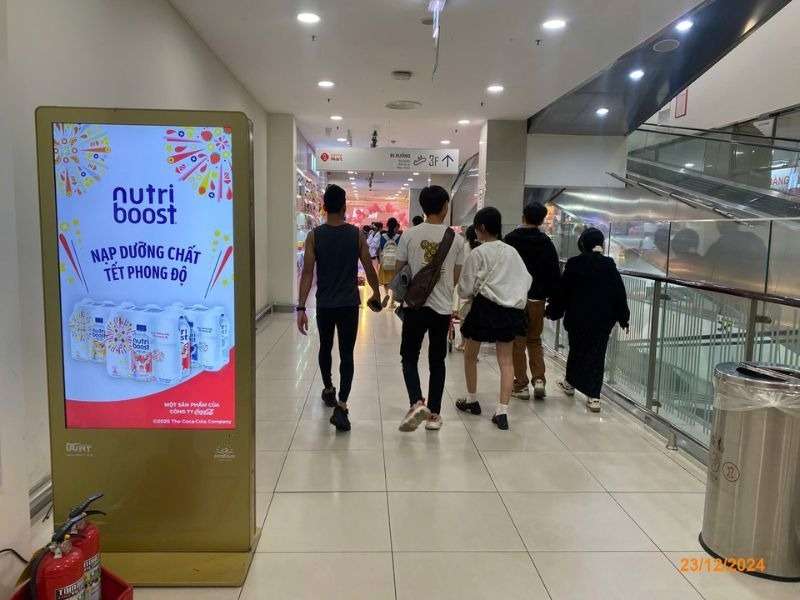 Standee quảng cáo Nutri Boost tại Lotte Mart Phan Thiết.