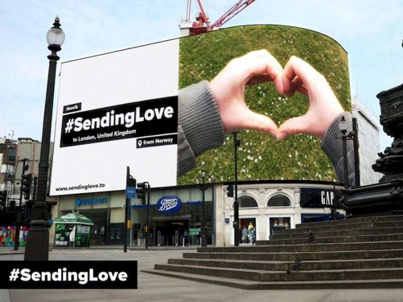 Chiến dịch quảng cáo #Sending Love trong mùa dịch.